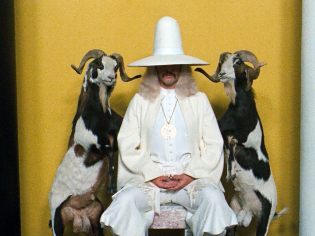 jodorowsky_alchemist_holy_mountain